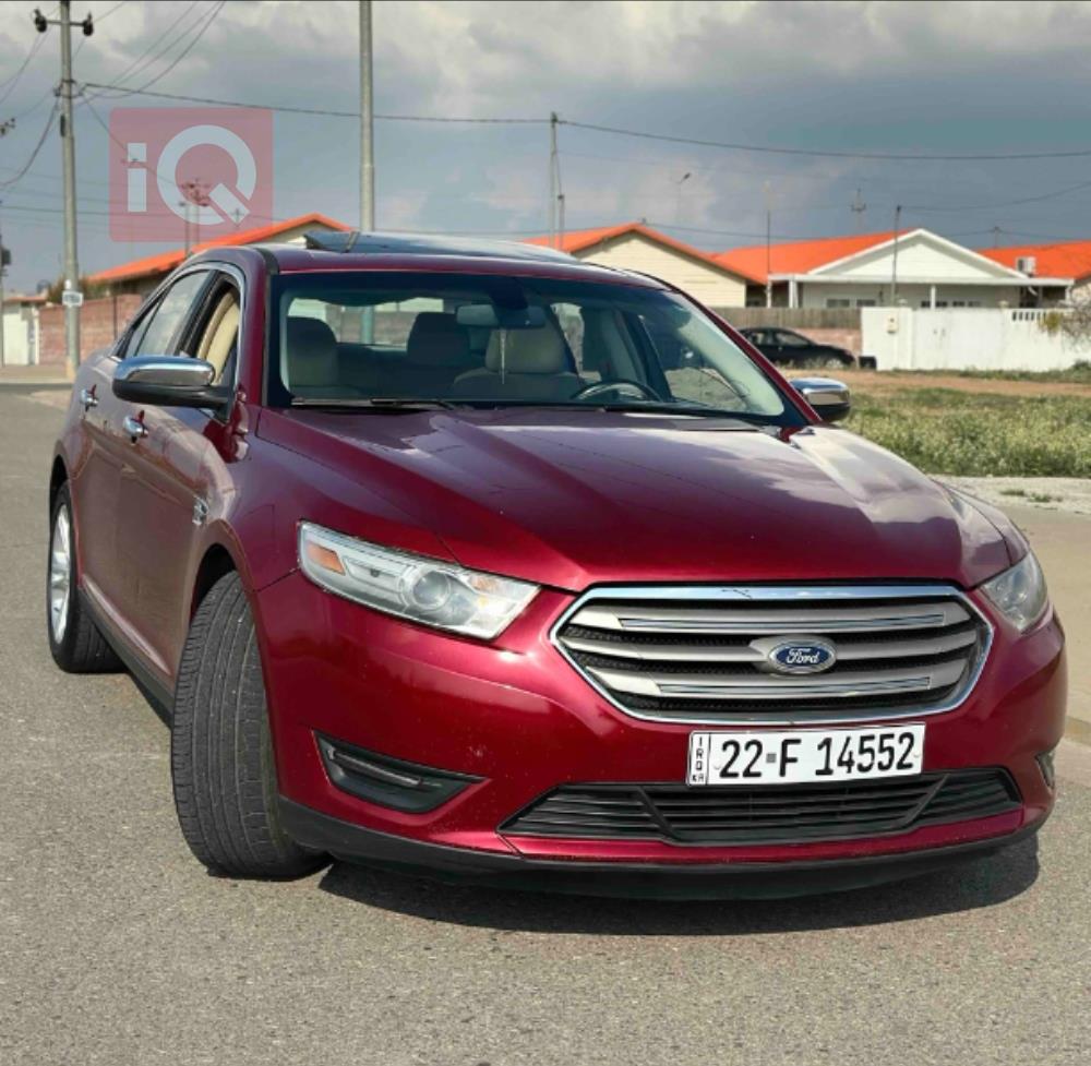 Ford Taurus